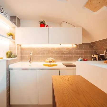 Bianca Relax & - Housea *